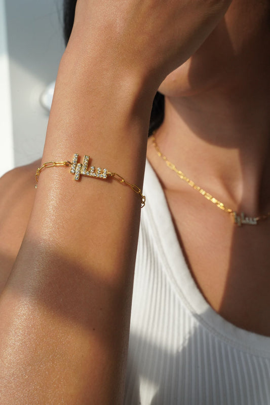 Full stone paperclip bracelet